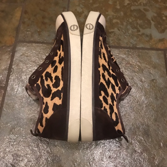 Ugg slip on sneakers - Picture 3 of 8